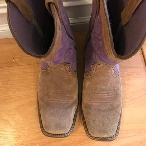 Ariat Boots Kid’s Size 5.5